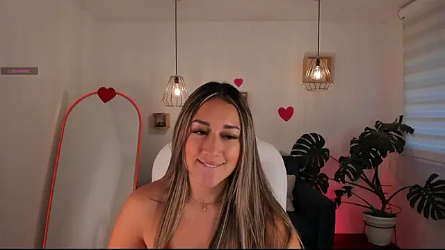 Snapshot of dina_ride chatting on 03.04.26 dina ride online show from 03.04.26