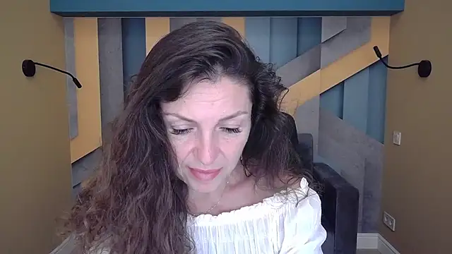 EllaLong online show from 09.12.25