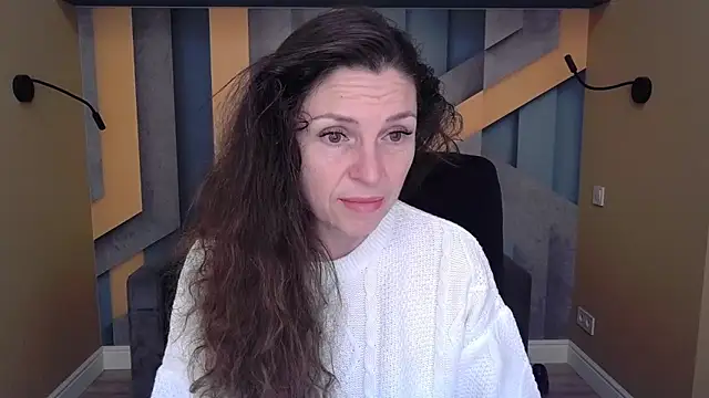 EllaLong online show from 10.19.25