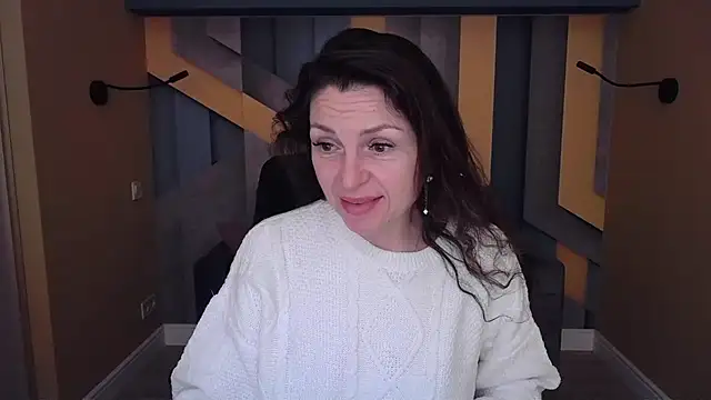 EllaLong online show from 01.19.26