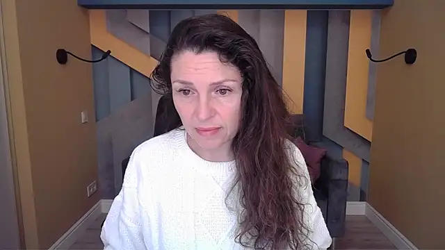 EllaLong online show from 02.04.26