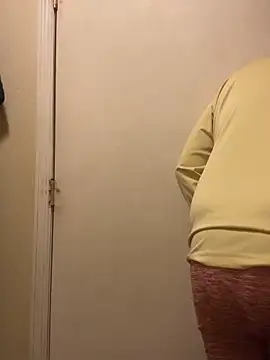 Snapshot of mrscum4u chatting on 11.13.25 mrscum4u online show from 11.13.25