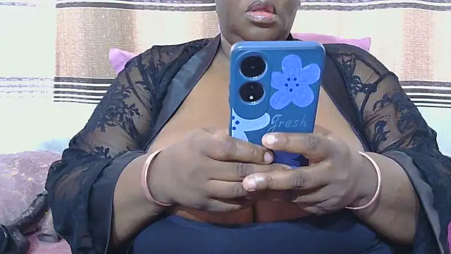 BustyyGoddess online show from 11.25.25