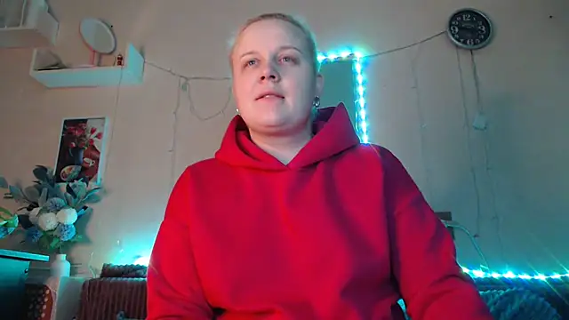 Snapshot of Karolina_love_ chatting on 01.20.25 Karolina love online show from 01.20.25