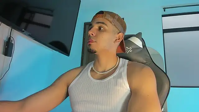 joss 111 online show from 10.03.25