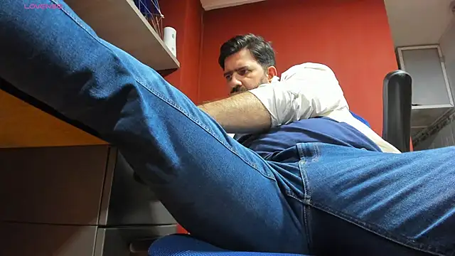 Maxi TheBigDaddy online show from 03.04.25