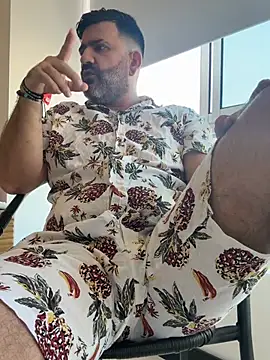 Maxi TheBigDaddy online show from 06.14.26