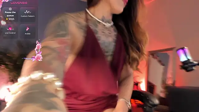 Snapshot of Megan_inked chatting on 02.16.26 Megan inked online show from 02.16.26