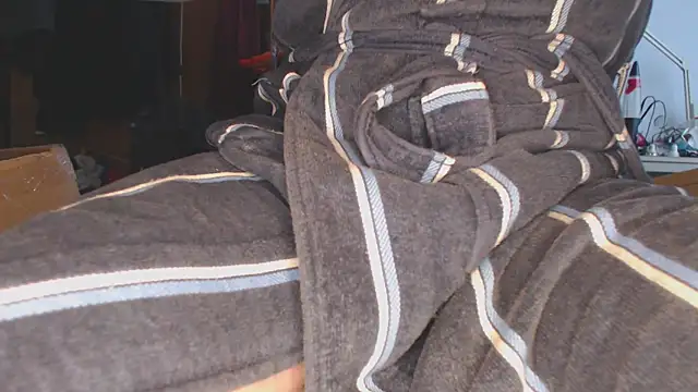 Snapshot of cullender@xh chatting on 03.08.26 cullenderxh online show from 03.08.26