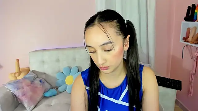 tinysara online show from 03.01.25