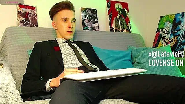 Midnighter  online show from 03.13.26