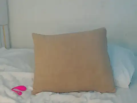 wetmypants online show from 04.06.26