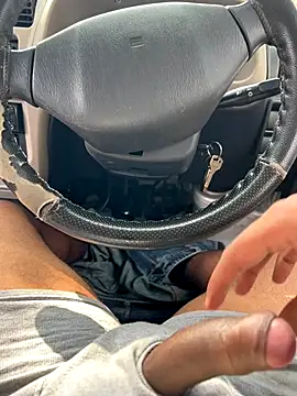 Dakku 69 online show from 12.02.25