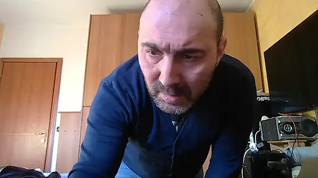 Snapshot of Analove1976 chatting on 01.11.26 Analove1976 online show from 01.11.26