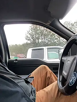 Snapshot of Themechanic420 chatting on 02.19.25 Themechanic420 online show from 02.19.25