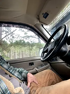 Snapshot of Themechanic420 chatting on 10.30.25 Themechanic420 online show from 10.30.25