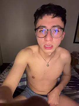 CamiRojas boy online show from 05.13.26