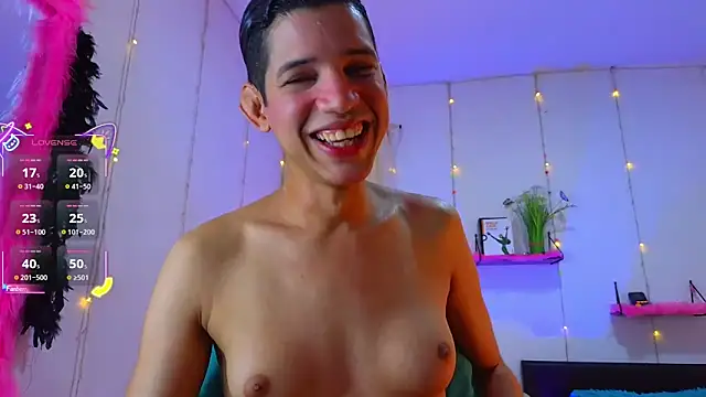 Ariel Femboy  online show from 09.21.25