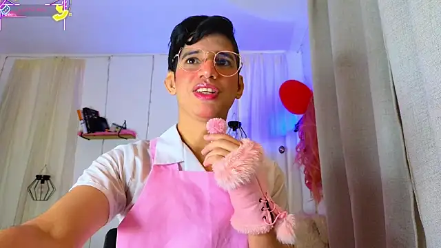 Snapshot of Ariel_Femboy_ chatting on 03.04.26 Ariel Femboy online show from 03.04.26