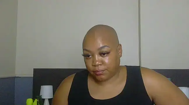 QUEENxJESSI online show from 01.10.25