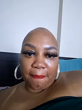 QUEENxJESSI online show from 01.16.25