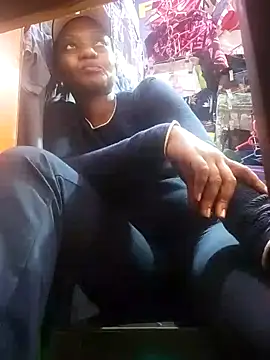 Hailey BaileyXYZ online show from 02.15.25