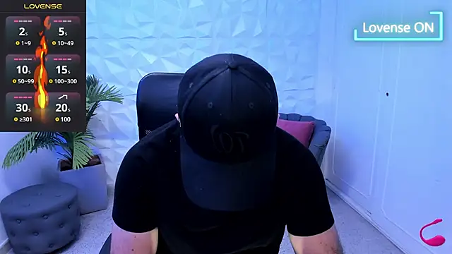 Snapshot of jhon_bear03 chatting on 01.30.25 jhon bear03 online show from 01.30.25
