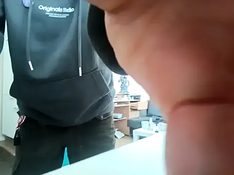 Ebinator666 online show from 02.21.25