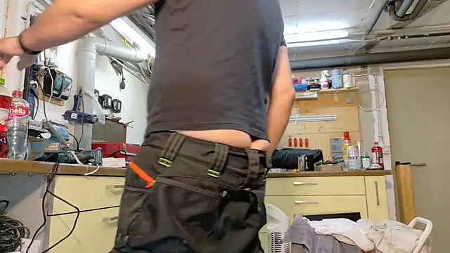 Nikeyone2 online show from 03.16.26