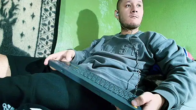 sweet cock28 online show from 12.24.24