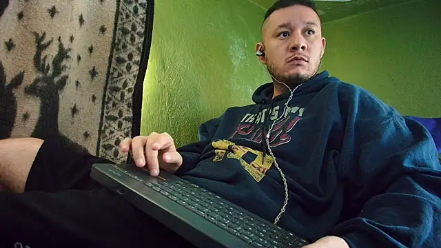 sweet cock28 online show from 01.17.25