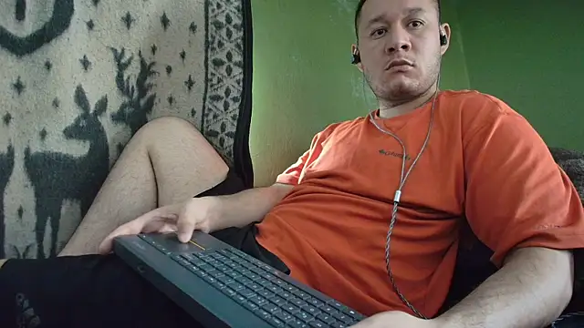 Snapshot of sweet_cock28 chatting on 05.08.26 sweet cock28 online show from 05.08.26