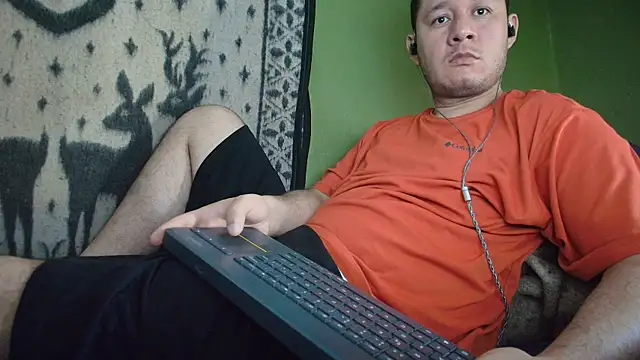 Snapshot of sweet_cock28 chatting on 05.28.26 sweet cock28 online show from 05.28.26