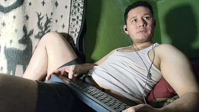Snapshot of sweet_cock28 chatting on 06.03.26 sweet cock28 online show from 06.03.26