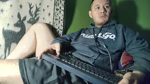 Snapshot of sweet_cock28 chatting on 06.13.26 sweet cock28 online show from 06.13.26
