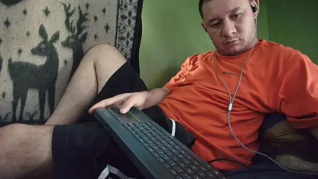 Snapshot of sweet_cock28 chatting on 06.19.26 sweet cock28 online show from 06.19.26