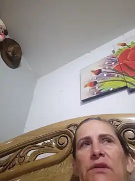 Snapshot of SeductionSilera chatting on 03.11.25 SeductionSilera online show from 03.11.25