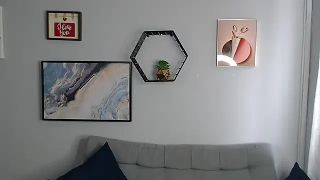 Amber Etan online show from 09.24.25