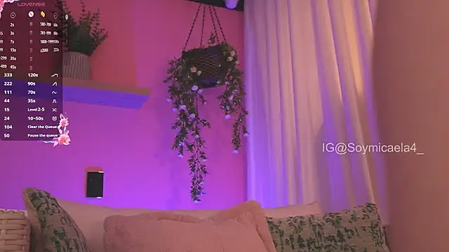 Snapshot of Micaela__4 chatting on 03.04.26 Micaela 4 online show from 03.04.26