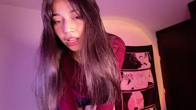 Snapshot of amber_yull chatting on 05.17.26 amber yull online show from 05.17.26