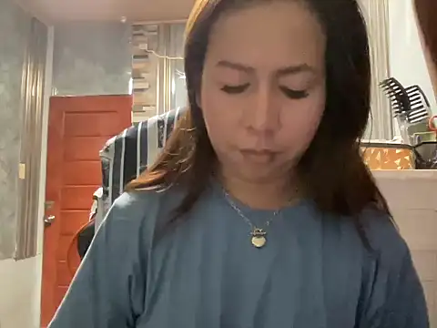 UrLove Marga online show from 06.19.26
