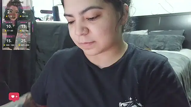 kimmiakiss22 online show from 04.30.26