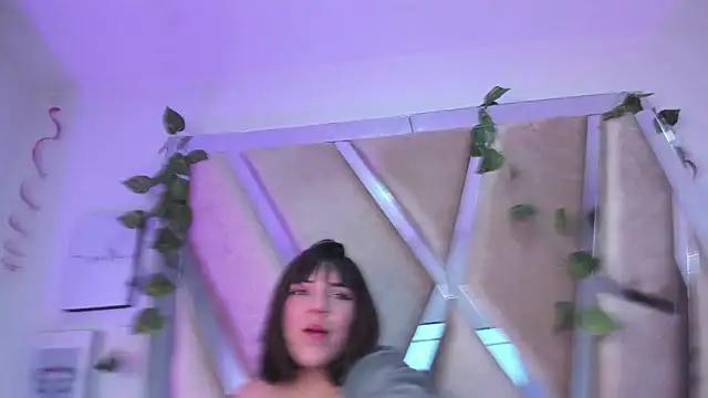 xhinata hyugax online show from 01.03.25