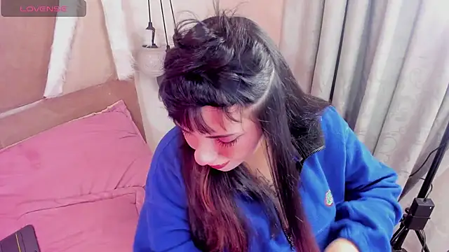 xhinata hyugax online show from 03.11.26