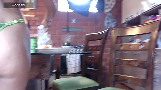 Snapshot of mini_kunis chatting on 03.15.25 mini kunis online show from 03.15.25