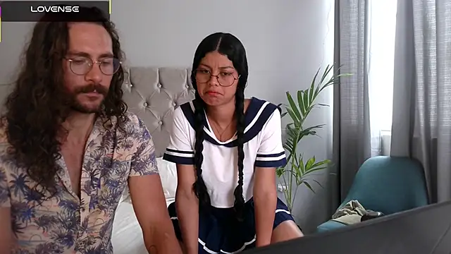 Snapshot of mini_kunis chatting on 11.16.25 mini kunis online show from 11.16.25