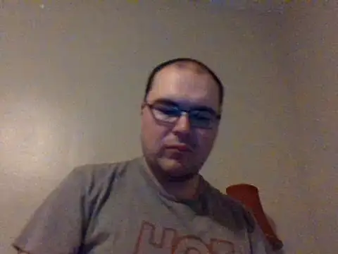 Snapshot of zman237 chatting on 10.30.25 zman237 online show from 10.30.25