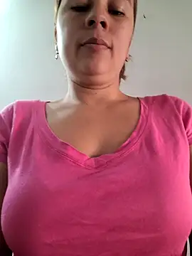 selena gomez2 online show from 10.02.25