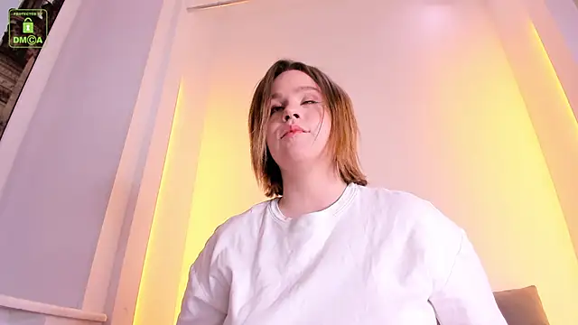 Snapshot of ErikaLust chatting on 03.03.25 ErikaLust online show from 03.03.25