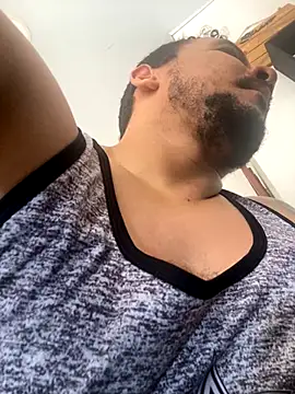 Snapshot of christian_colombian1 chatting on 12.07.24 christian colombian1 online show from 12.07.24